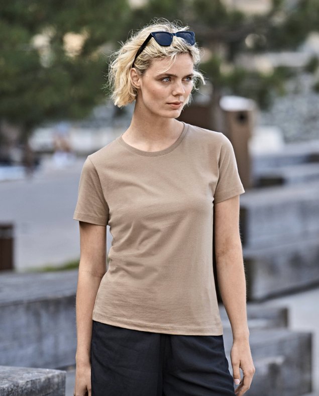 T-shirt Femme coupe ajustée - Uniformes Riviera